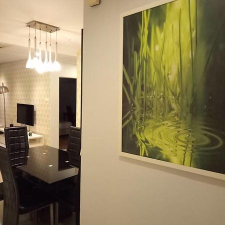 Peaceful Service Suite At Taragon Putri Bintang 쿠알라룸푸르 외부 사진
